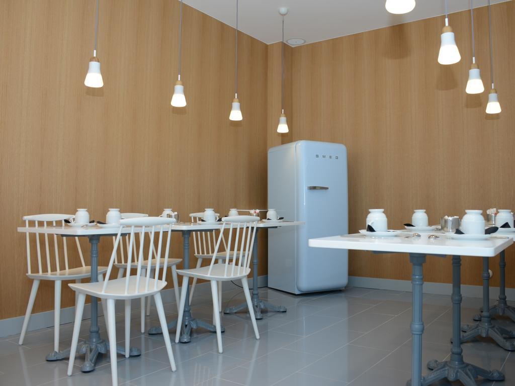 Hotel Le Lapin Blanc Paris Luaran gambar