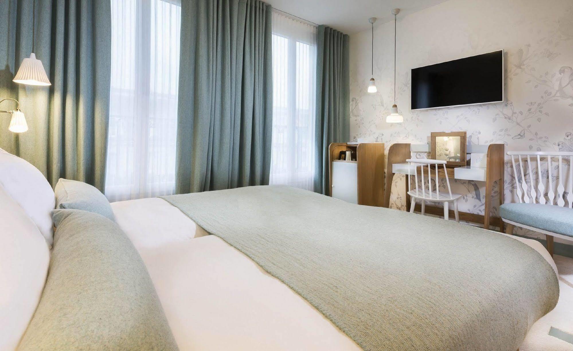 Hotel Le Lapin Blanc Paris Luaran gambar